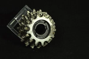 Freewheel Maillard course 1,375x24TPI 6s 13-18t steel vintage retro bike - Imagen 1 de 2