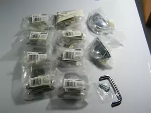 Lote de bisagras y tirones de gabinete cromado Amerock espacio pequeño ¡LEE! - Imagen 1 de 7