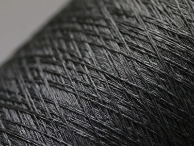 M20 (139€/kg) 100g DRAGON 100% REINE SEIDE / PURE SILK ZINN-SILBER (30) Zwirn - Bild 1 von 3