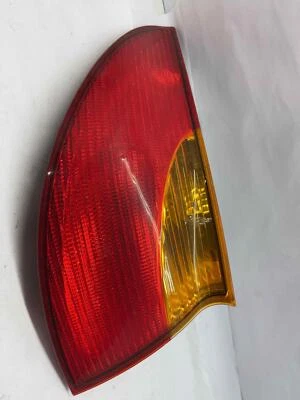 Conjunto de luces traseras serie Saturn 2001 2002 cuarto izquierdo montaje en panel Foto 1 de 4