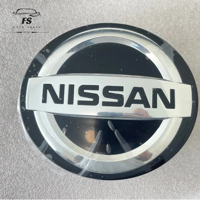 Emblema de parrilla delantera Nissan 62890-HV20A para Altima Máxima 2019-22 | Entrega gratuita Foto 1 de 4