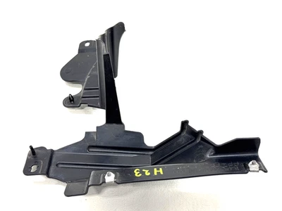 2018–2023 CHEVROLET EQUINOX FRONT RIGHT FENDER LINER SPLASH SHIELD OEM - Image 1 of 4