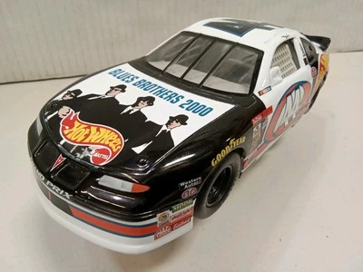 Mattel Hot Wheels Blues Brothers 2000 1:24 Scale Pro Nascar Kyle Petty Race Car - Image 1 of 4
