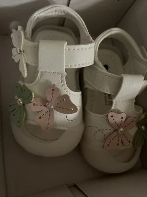 Sandalias de bebé Foto 1 de 3
