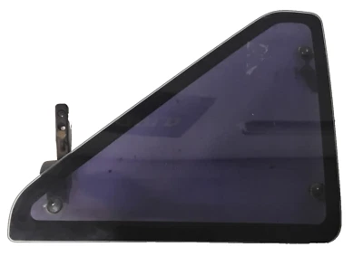 Nissan Pathfinder (2 dr) 1987, 1988, 1989,1990, Right Rear Quarter Glass Forward - Image 1 of 4
