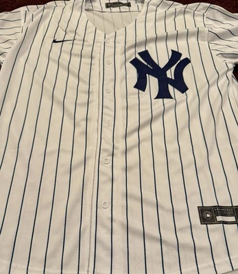 NEW YORK YANKEES LEGEND JOE TORRE SIGNED JERSEY WITH HOF INSCRIPTION JSA WITNESS - Image 1 of 3