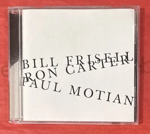 Bill Frisell, Ron Carter, Paul Motian - Selbstbetitelte CD 2006 - NONESUCH 79897-2 - Bild 1 von 2