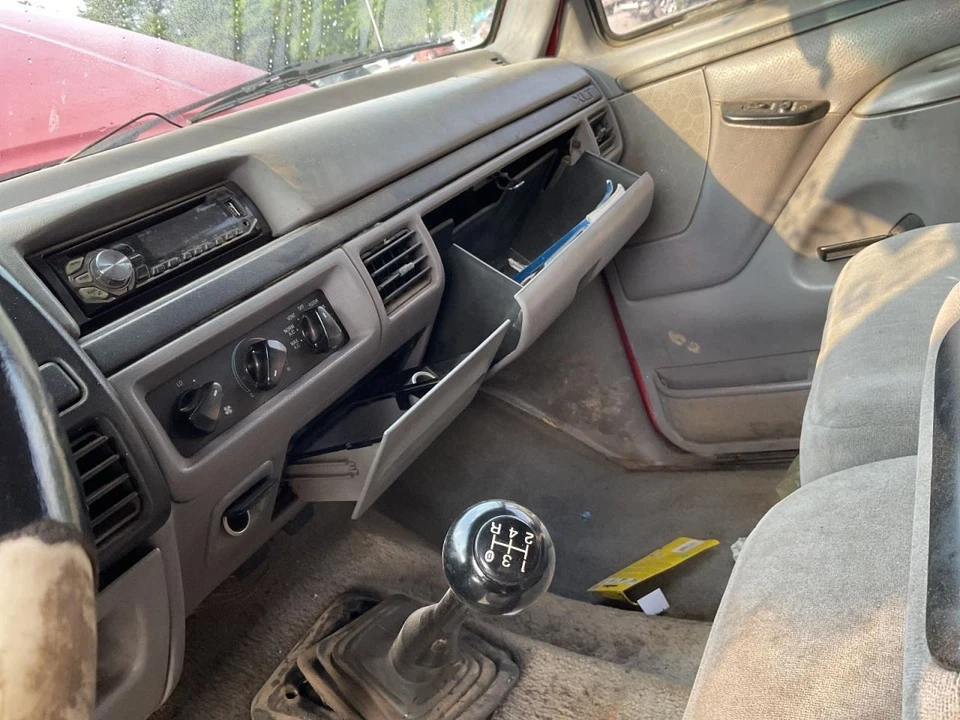 Heater Climate Temperature Control From 8501 GVW With AC Fits 95-97 FORD F250 PI - Image 1 of 1