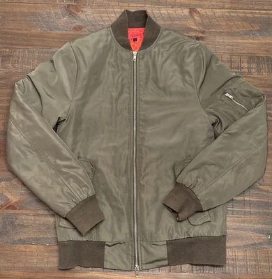 Killion 男式标准发行 MA-1 轰炸机拉链夹克橄榄绿色尺寸 小号 — 第 1/4 张图片