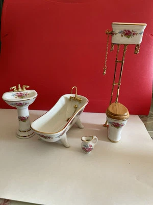 Wunderschönes Bad für Puppenhaus, Reutter Miniaturen, Dresdner Rose, neuwertig - Bild 1 von 4