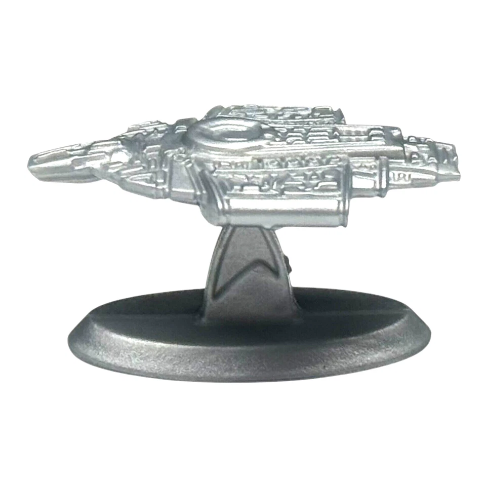 Scene It Star Trek Mover Token Pawn 3 of 4 Replacement Silver Plastic Ship - Image 1 of 3