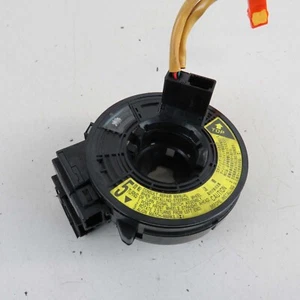 Contatto spiralato 15H0590 F per Toyota Corolla Verso Mk3 2004-2009 usato 72377 - Picture 1 of 5