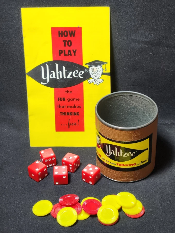 Vintage 1956 Yahtzee Dados Couro Shaker Copo Lata Chips Peça de Reposição  - Imagem 1 de 1