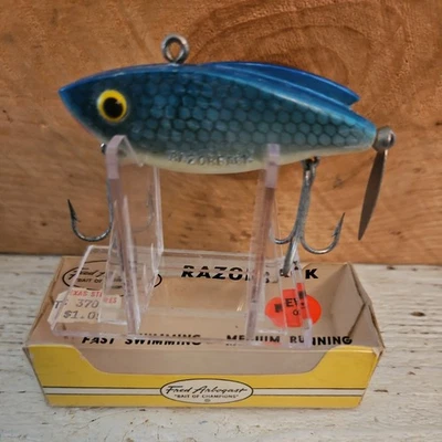 Винтажный Arbogast Co «RAZORBACK» #44BL. Приманка синего цвета. Оригинальная коробка/карманный каталог. - Изображение 1 из 4
