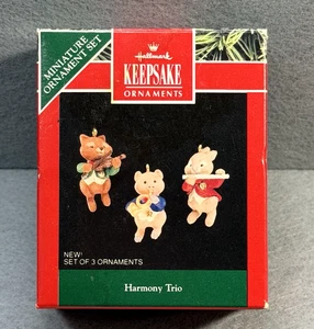 Set ornamento miniatura Hallmark Keepsake 1992 Harmony Trio volpe coniglio maiale musica - Foto 1 di 5