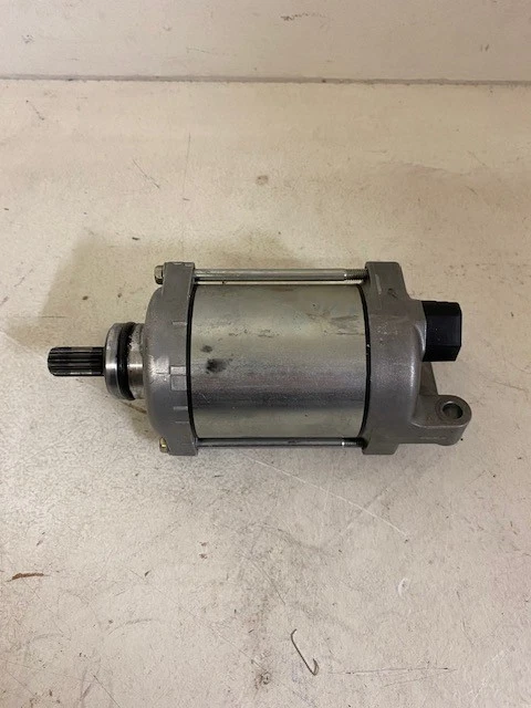 Genuine Honda CBR1000RR 2020- Second Hand Starter Motor - 31200-MKR-D11 - Image 1 of 1