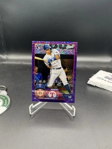 2023 Topps Chrome - Purple Speckle Refractor #93 Josh Jung /299 (RC) - Bild 1 von 2