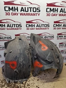 RENAULT CLIO MK4 LADO DEL PASAJERO ARCO DE RUEDA DELANTERO REVESTIMIENTO PROTECTOR CONTRA SALPICADURAS 2013-2019 - Imagen 1 de 9