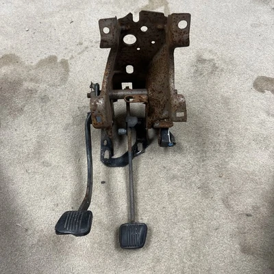 79-93 Ford Mustang Fox Body Manual Clutch Brake Pedal Assembly Manual Trans  - Image 1 of 4