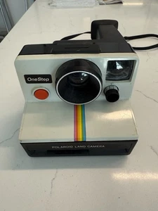 Vintage Original Polaroid SX-70 OneStep White Rainbow Stripe Land Camera TESTED - Picture 1 of 2