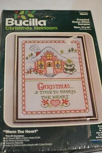 Bucilla CCS MUESTRA DE NAVIDAD ""Calienta el corazón"" Nuevo en paquete - Imagen 1 de 1