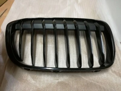 Griglia anteriore destra, nera lucida, M PERFORMANCE -ORIGINALE- BMW X1 F48 - Imagen 1 de 4