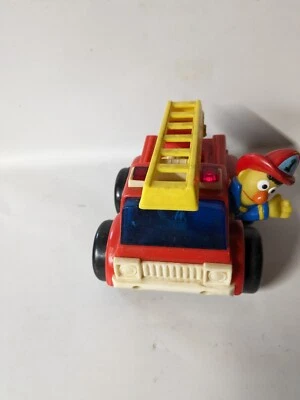 ¡Camión de bomberos vintage Tyco preescolar Sesame Street Bert! PROBADO Y FUNCIONANDO Foto 1 de 4