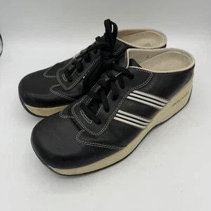 Skechers Vintage Black Leather Slip On Sneakers Women’s Size 10 Striped - Picture 1 of 6