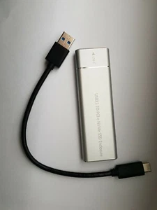 Samsung 960 EVO Series Hard Drive - 250GB PCIe NVMe - M.2 SSD - Picture 1 of 3