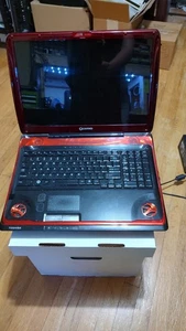 Toshiba Qosmio X305-Q705 - LLAMA ROJA - Core 2 Duo/4GB RAM/300GB HDD - ¡FUNCIONA!! - Imagen 1 de 15