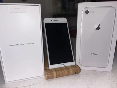 Apple iPhone 8 64GB, White/Silver In Mint Condition - Image 1 of 4