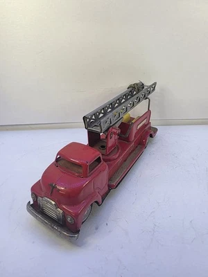 Vtg 1950s SSS Shioji Tin Litho Fire Truck w/ Ladder Toy SSSFD Japan - Image 1 of 4