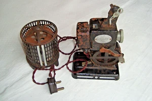Vintage Pathescope Kid 9,5 mm Filmprojektor + Spannungswiderstand (ca. 1930) - Bild 1 von 12