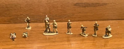 Galoob Micro Machines Military Figures Army Men Soldiers Tan Lot of 10 Unique - Image 1 of 4