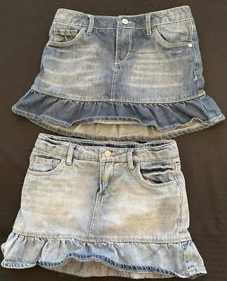 Lote de 2 Levi’s Scooter Niñas Talla 12 Falda Reg Skort Oscuro Brillante, Claro Sólido Foto 1 de 4
