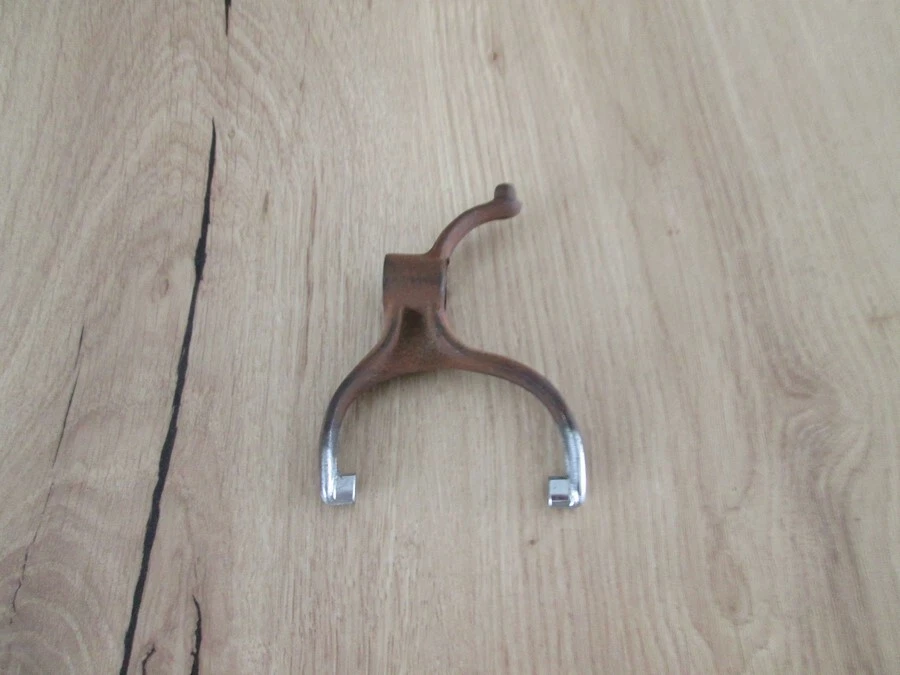 Horquilla Desde Caja De 4 Velocidades Desde BMW R 26 / R27/R 50 R 60/R 69 S - Imagen 1 de 2