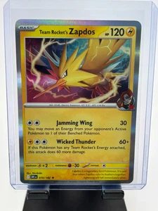 Pokémon Team Rocket's Zapdos #70/182 2025 - Imagen 1 de 2