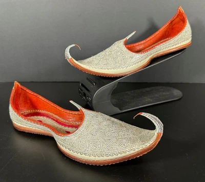 Zapatos MOJARI De Colección Punta Rizada Estilo Indio Paquistaní Rojo Plata Ropa Formal Foto 1 de 4