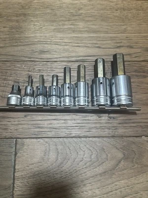 Snap-On 7-Piece 1/2”Drive 6-19mm Standard Hex Bit Socket Driver (Plus 12mmHazet) - Image 1 of 4