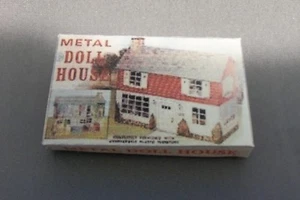Dollhouse Miniature 1:12 Scale Metal Doll House Box #2120 - Picture 1 of 3