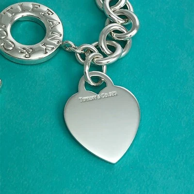 Pulsera Tiffany & Co 8,5" Corazón en Blanco Etiqueta Palanca Dije GENUINA en Plata Foto 1 de 4