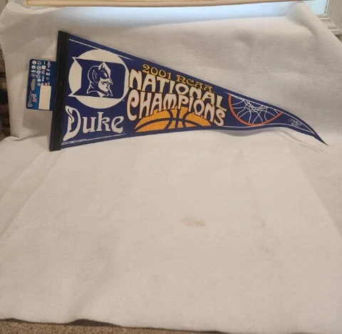 NEW OLD STOCK  DUKE 2001 NATIONAL CHAMPIONS PENNANT NCAA Basketball Wincraft 29" Cover