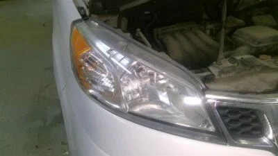 Conjunto de faros derechos usados se adapta a: furgoneta de carga Nissan Nv200 2013 grado derecho A Foto 1 de 4