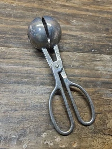 Vintage Dough Melon Baller Meatball Rounding Utensil Made in Italy Kitchen - Picture 1 of 5