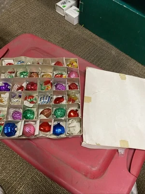 Лот рождественских украшений из 35 мини-украшений SILVESTRI. Уникальный ассортимент. - Изображение 1 из 4