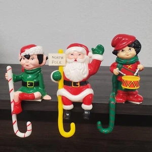 De Colección Navidad Estante Cuidador 6" Plástico Duro Pixie Elfos Santa Claus Baterista *LEER - Imagen 1 de 8