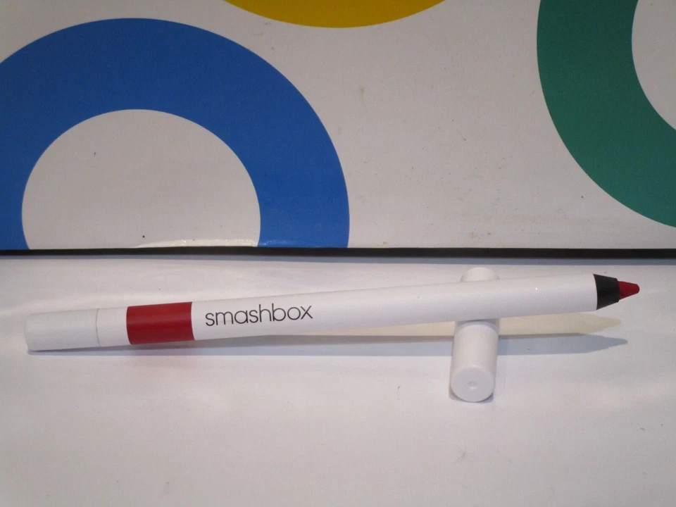 SMASHBOX ~ BE LEGENDARY LINE & PRIME PENCIL ~ ROJO VERDADERO ~ TAMAÑO COMPLETO Foto 1 de 1