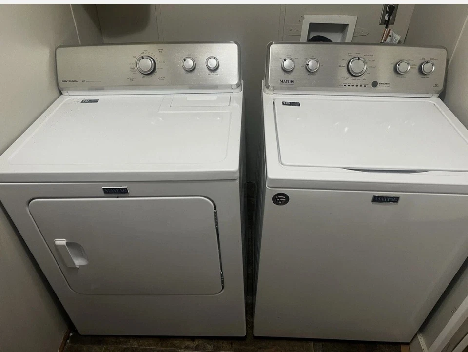 Washer/Dryer set - Image 1 of 1