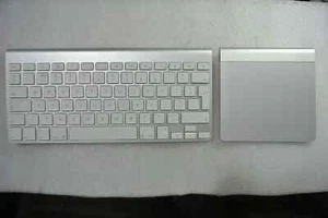 Apple A1314 Wireless Keyboard - MC184LL/B And Magic Trackpad A1339 Wireless - Picture 1 of 5