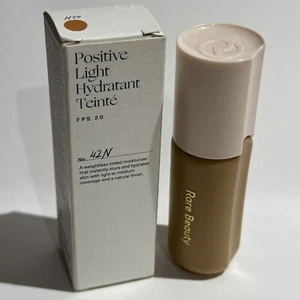 Rare Beauty Positive Light Tinted Moisturizer 30ml - Shade 42N - New - Picture 1 of 5